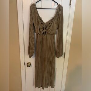 NWT Baltic Born Amani Pleated MIDI Dress (Olive)